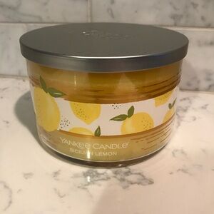 Yankee Candle Sicilian Lemon Jar Candle - Yellow